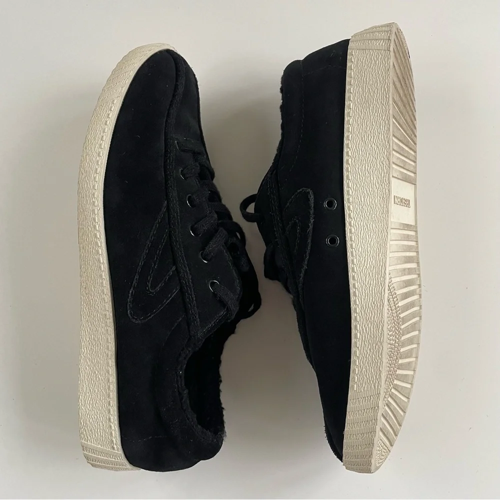 TRETORN Tretorn Nylite 35 Plus Suede Faux Fur Lined Sneaker Size 9.5